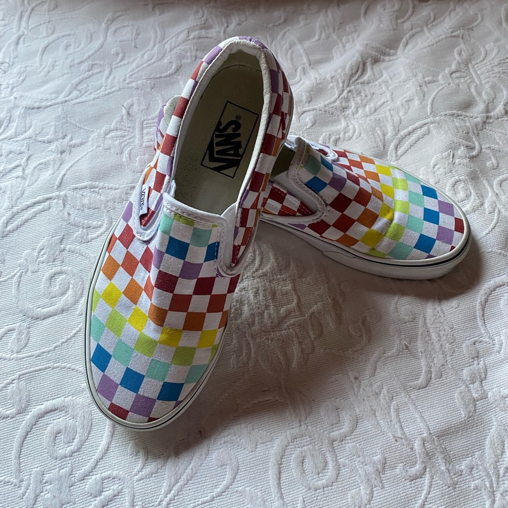 Rainbow checkers Vans - Women’s size 7.5